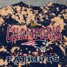 Load image into Gallery viewer, Vintage New England Patriots Super Bowl 38 Custom Shirt L