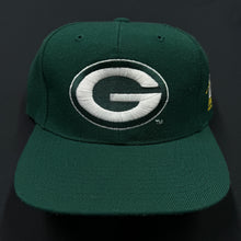 Load image into Gallery viewer, Vintage Green Bay Packers SS PL Snapback Hat