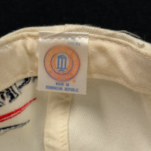 Load image into Gallery viewer, Vintage UConn Huskies Logo Athletic Diamond Snapback Hat
