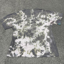 Load image into Gallery viewer, Vintage Los Angeles Kings Custom Dyed Shirt XL