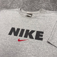 Load image into Gallery viewer, Vintage Nike Spellout Shirt XL