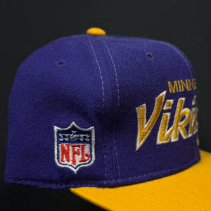 Vintage Minnesota Vikings SS Script Fitted Hat 7 1/2