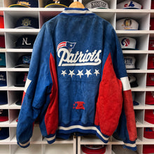 Load image into Gallery viewer, Vintage New England Patriots Jacket 5XL