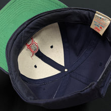 Load image into Gallery viewer, Vintage Boston Red Sox Twill PL Snapback Hat