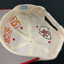 Load image into Gallery viewer, Vintage Kansas City Chiefs Snapback Hat