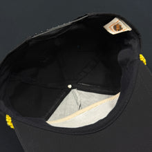 Load image into Gallery viewer, Vintage Boston Bruins Rope Snapback Hat