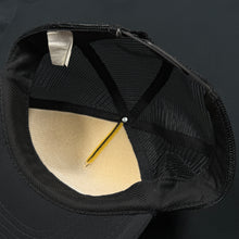 Load image into Gallery viewer, Vintage Harley Davidson Eagle Trucker Snapback Hat