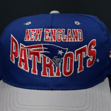Load image into Gallery viewer, Vintage New England Patriots Snapback Hat