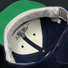 Load image into Gallery viewer, Vintage New York Islanders Fisherman Sports Specialties Snapback Hat