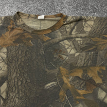 Load image into Gallery viewer, Vintage Realtree Camouflage Pocket Shirt L/XL
