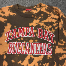 Load image into Gallery viewer, Vintage Tampa Bay Buccaneers Custom Shirt M