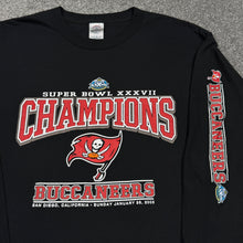 Load image into Gallery viewer, Vintage Tampa Bay Buccaneers SB 37 Champions Shirt XL