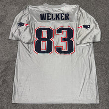 Load image into Gallery viewer, Vintage Wes Welker New England Patriots Jersey L