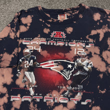 Load image into Gallery viewer, Vintage 2003 New England Patriots Brady Law Shirt M/L