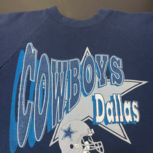 Load image into Gallery viewer, Vintage Dallas Cowboys Crewneck L