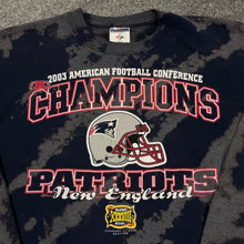 Load image into Gallery viewer, Vintage New England Patriots Sweatshirt S/M