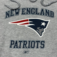 Load image into Gallery viewer, Vintage New England Patriots Sweatshirt M/L