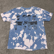 Load image into Gallery viewer, Vintage New York Yankees Custom Shirt M/L