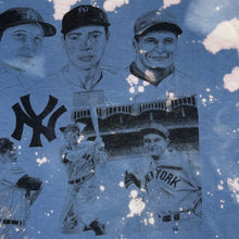 Load image into Gallery viewer, Vintage New York Yankees Custom Shirt M/L
