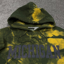 Load image into Gallery viewer, Vintage Michigan Wolverines Custom Sweatshirt L/XL