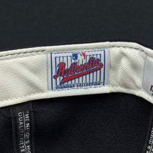 Load image into Gallery viewer, Vintage 1999 New York Yankees World Series New Era Fitted Hat 7