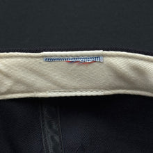 Load image into Gallery viewer, Vintage New York Yankees New Era Fitted Hat 7 1/8