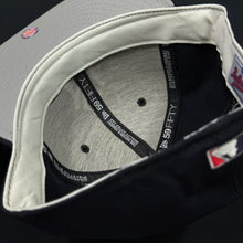 Load image into Gallery viewer, Vintage 1999 New York Yankees World Series New Era Fitted Hat 7 3/4