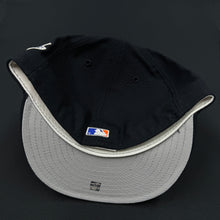 Load image into Gallery viewer, Vintage 2000 New York Mets World Series New Era Fitted Hat 7 3/8