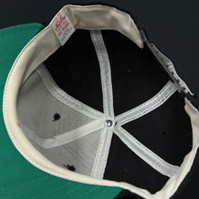 Load image into Gallery viewer, Vintage Porsche New Era Black Snapback Hat