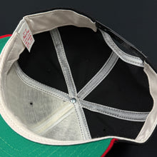 Load image into Gallery viewer, Vintage Porsche New Era Snapback Hat
