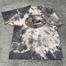 Load image into Gallery viewer, Vintage The Black Dog Tavern Custom Shirt L