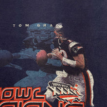 Load image into Gallery viewer, Vintage New England Patriots Superbowl 36 Champions Shirt S/M