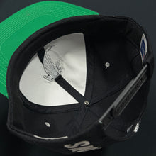 Load image into Gallery viewer, Vintage Atlanta Falcons Pro Player Snapback Hat