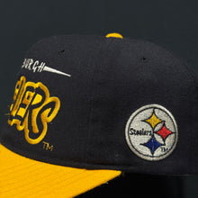 Load image into Gallery viewer, Vintage Pittsburgh Steelers Starter Bubble Snapback Hat