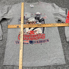 Load image into Gallery viewer, Vintage Tom Brady New England Patriots Long Sleeve Shirt S