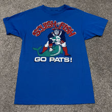 Load image into Gallery viewer, Vintage New England Patriots Squish the Fish Shirt XS