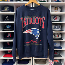 Load image into Gallery viewer, Vintage 1993 New England Patriots Crewneck L