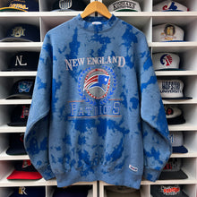 Load image into Gallery viewer, Vintage New England Patriots Custom Crewneck L