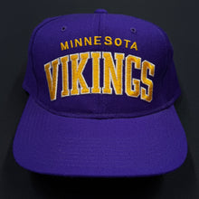 Load image into Gallery viewer, Vintage Minnesota Vikings Wool Starter Arch Snapback Hat