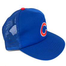 Load image into Gallery viewer, Vintage YOUTH Chicago Cubs Mesh Snapback Hat
