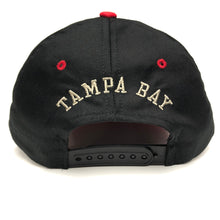 Load image into Gallery viewer, Vintage Warren Sapp Tampa Bay Buccaneers Snapback Hat